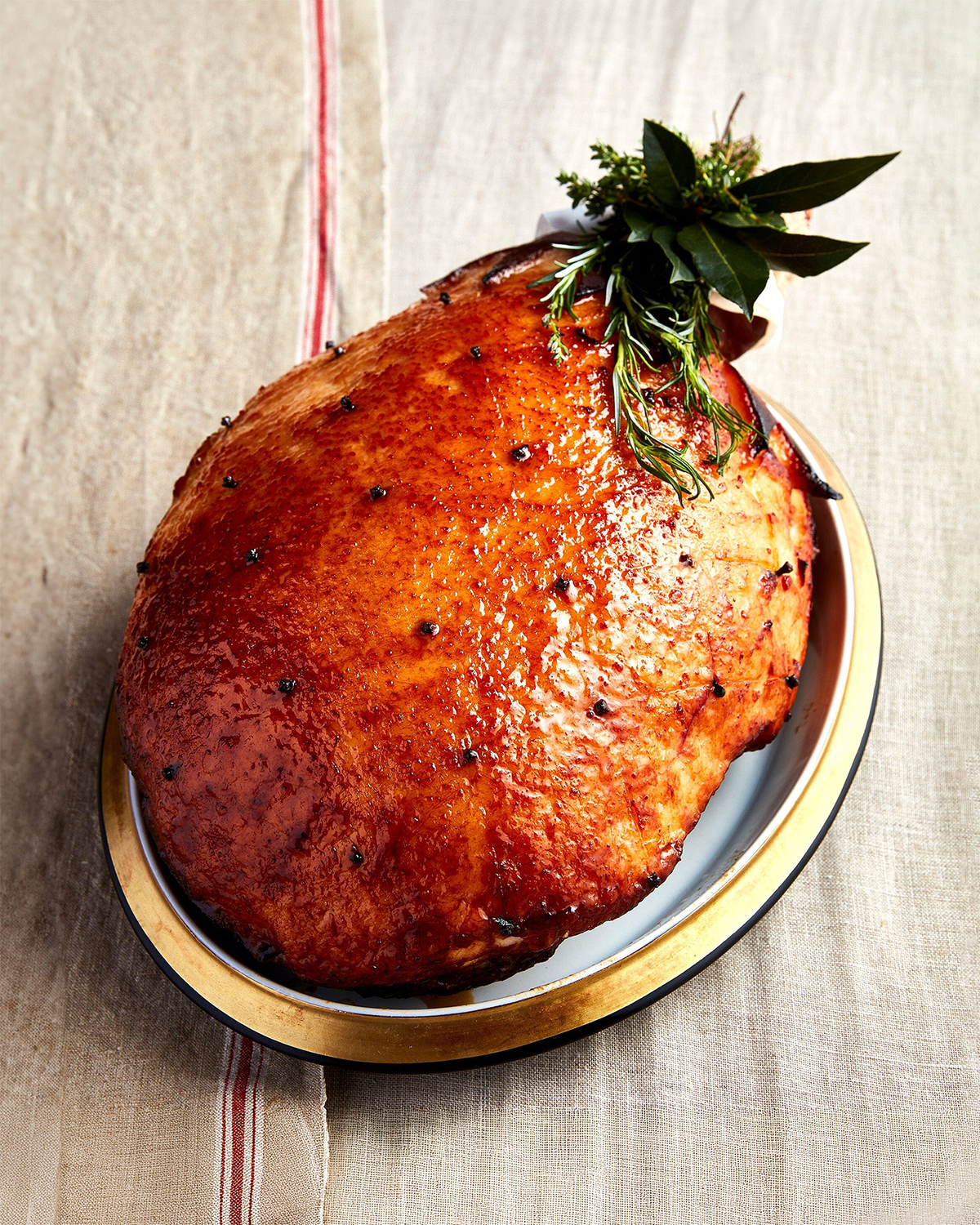 Kurobuta Berkshire Traditional Glazed Full Leg Ham